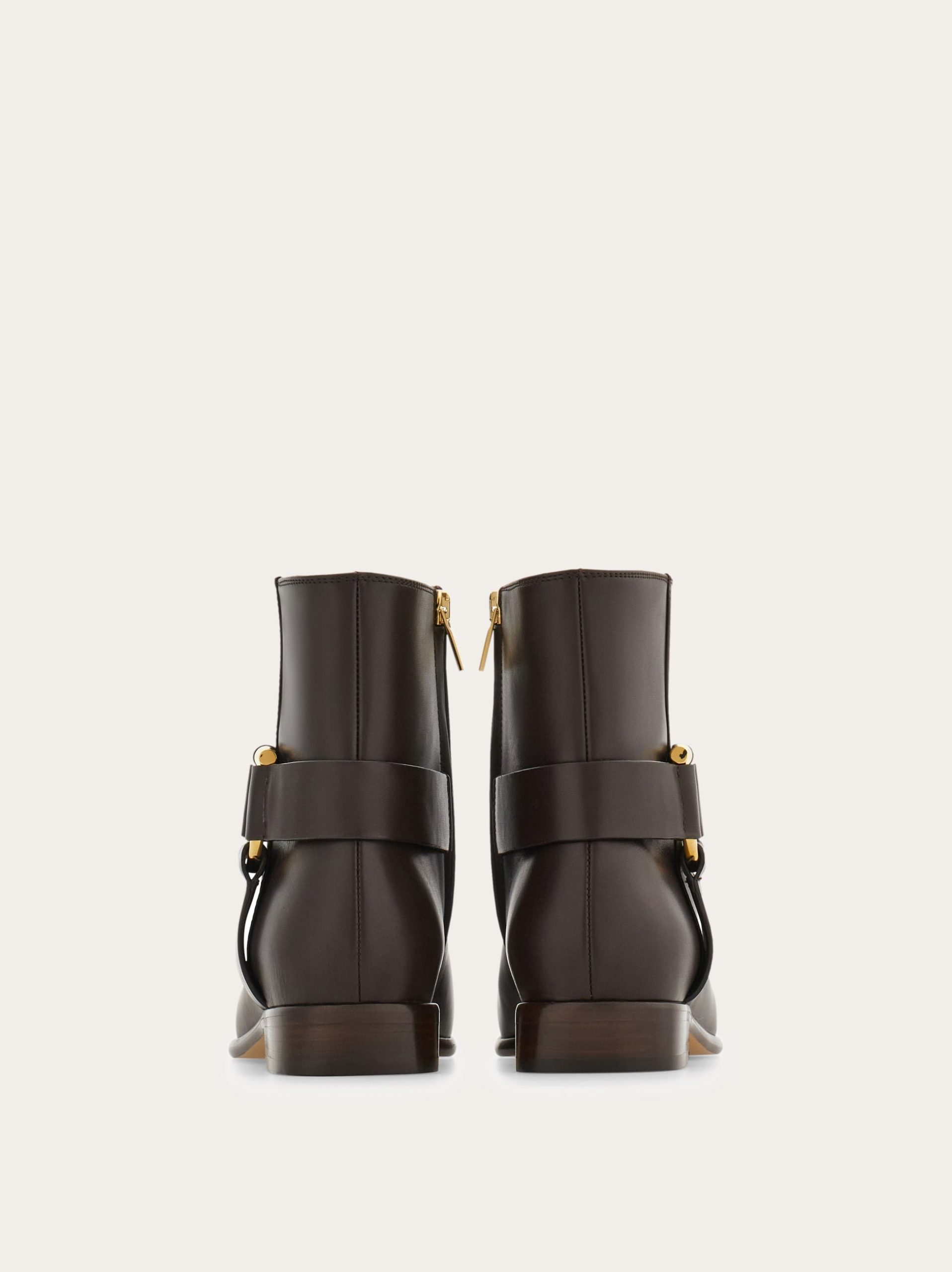 Ferragamo Gancini ornament ankle boot - Image 5